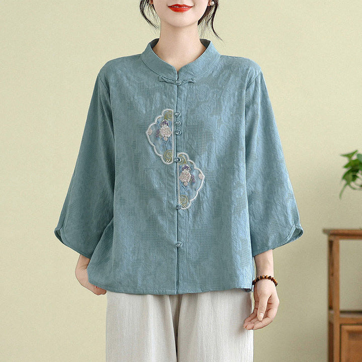 Buddha Stonesの花刺繍ジャカード七分袖フロッグボタンコットンレディースシャツ - ライトブルー - US12、 UK/AU16、 EU44 (3XL) - image 9