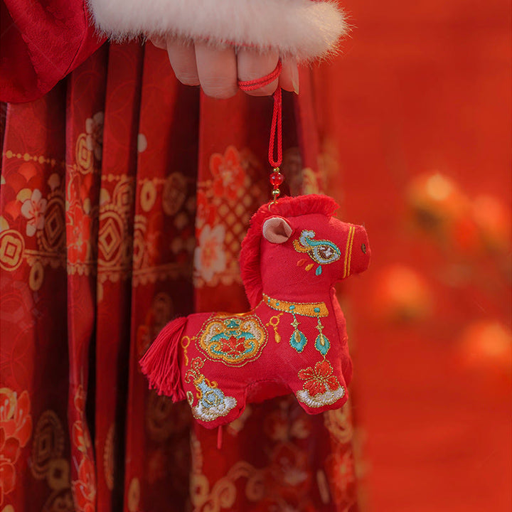 馬年用Buddha Stonesの赤紐の刺繍の吊り下げ装飾 - 赤い馬（11.1×9.7cm） - image 0