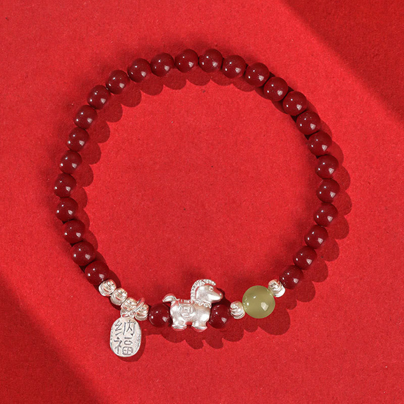 Buddha Stones午年 辰砂 和田翡翠 999スターリングシルバー赤紐コンセントレーションブレスレット - 999スターリングシルバー製辰砂和田翡翠馬（手首周り：14～15cm） - image 1