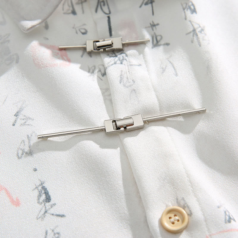 Buddha Stones カリグラフィープリント柄メタルバーフロッグクロージャーデザイン半袖メンズシャツポケット付き - image 7