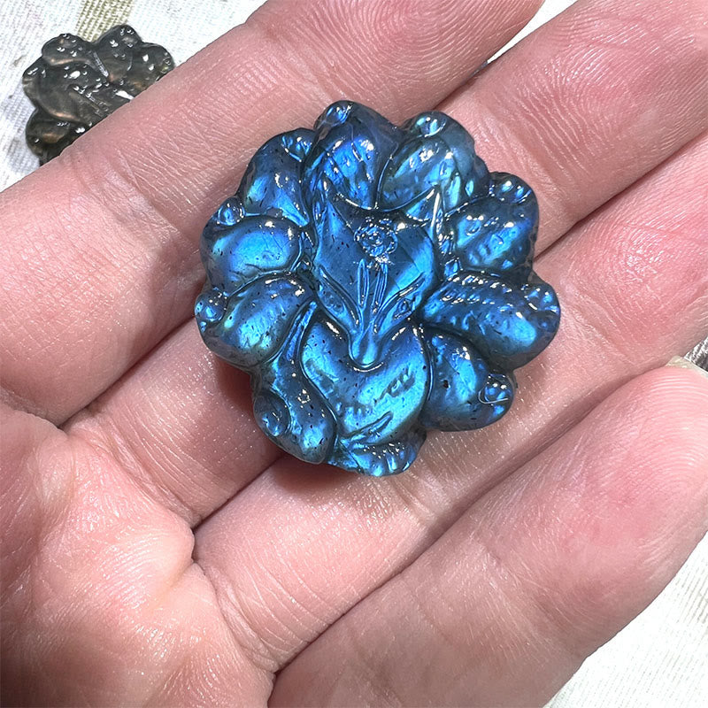 Buddha Stones 彫刻された九尾の狐のラブラドライトの置物 知恵の癒しの彫像装飾 - 九尾の狐 4.5×1.3cm - image 0
