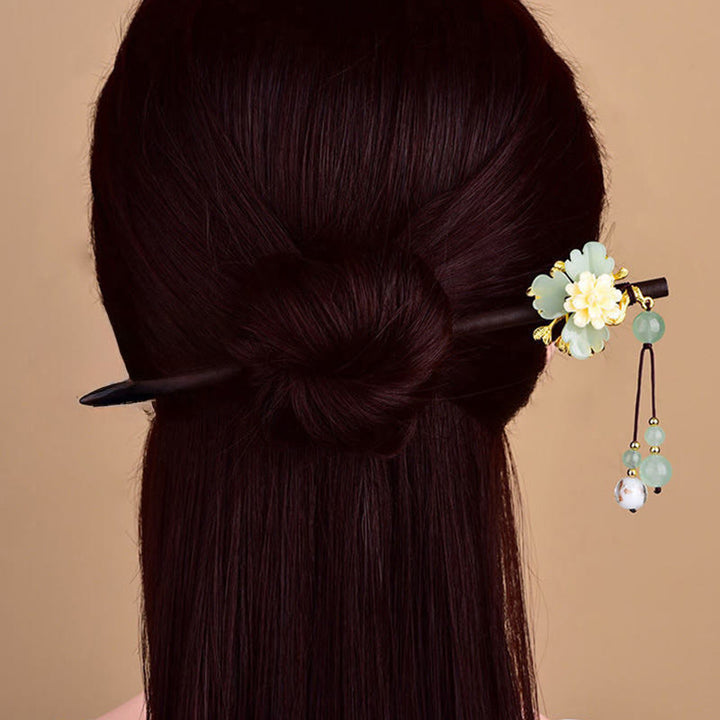 Buddha Stones 緑、黄、白の花、Liuliガラス木製ヘアピン - image 4