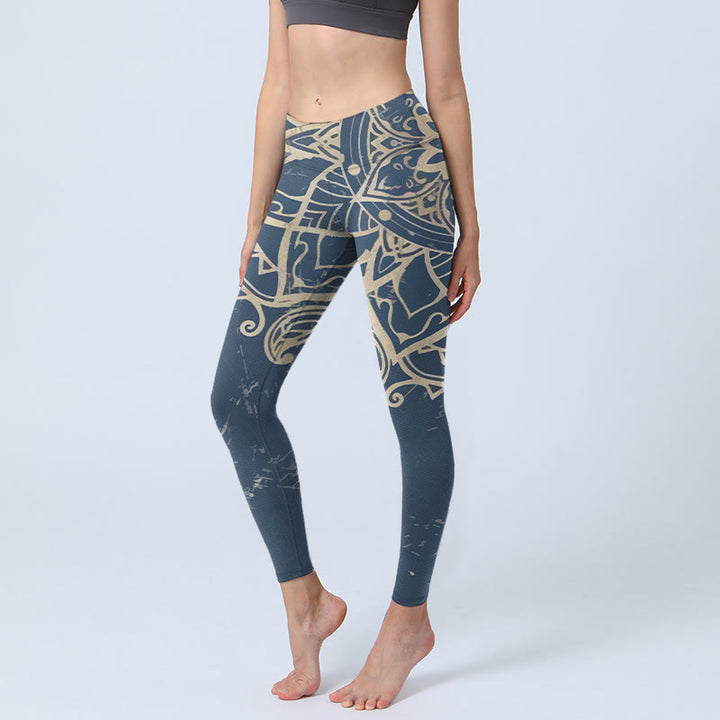 Buddha Stones レトロなマンダラ柄プリントのジムレギンス レディース ヨガパンツ - スチールブルー - US18、 UK/AU22、 EU50 (4XL) - image 0