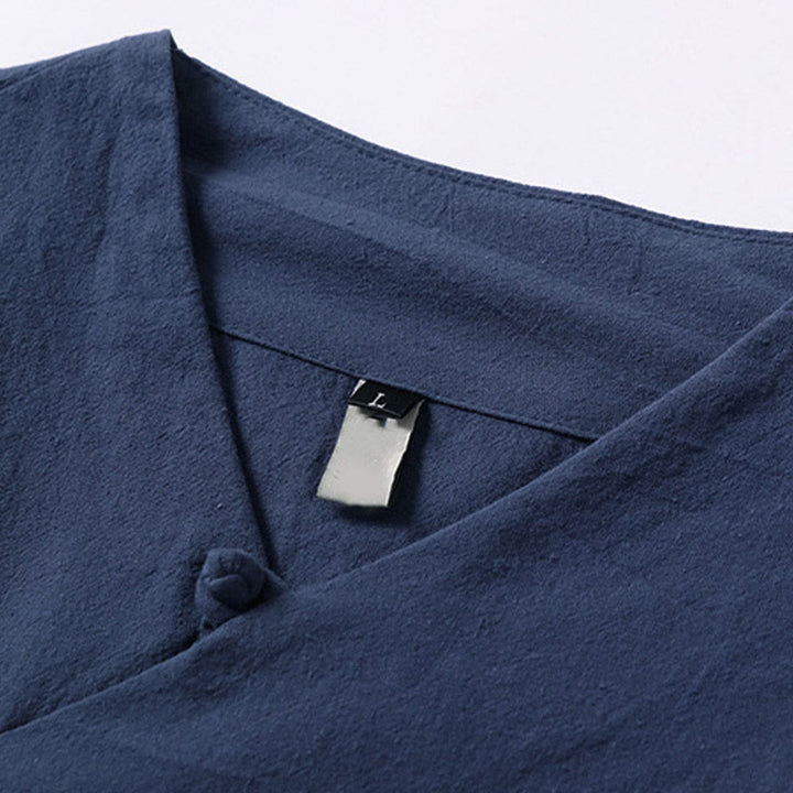 Buddha Stones 夏用シンプルVネック半袖コットンリネンメンズシャツ - image 4