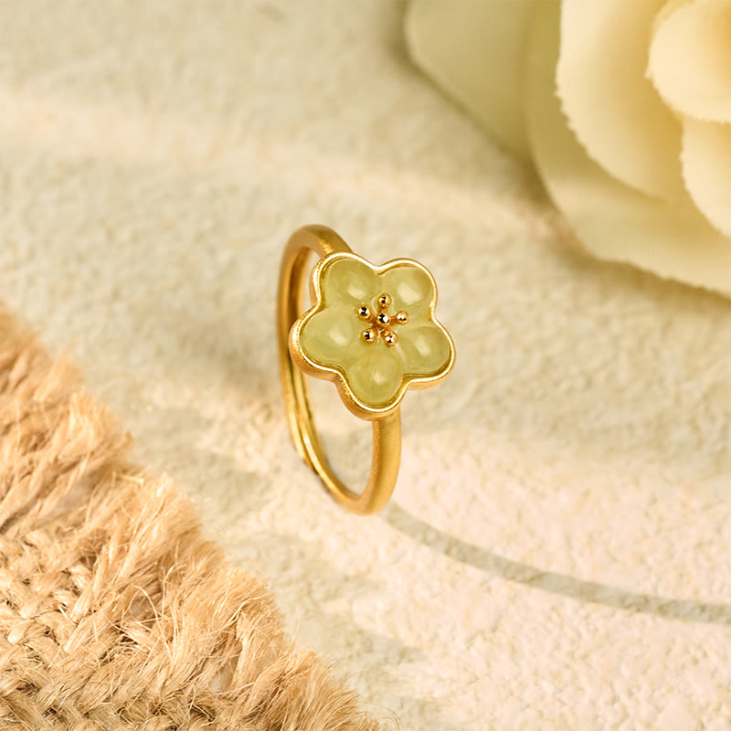 Buddha Stones 梅の花模様の和田翡翠銅製幸運リング - 和田翡翠銅（調整可能） - image 0