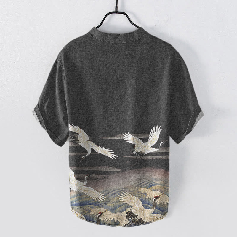 Buddha Stones 綿素材の鶴の波模様のメンズ半袖ハーフボタンシャツ - image 1