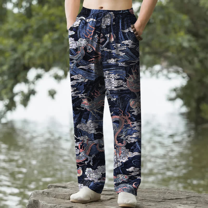 Buddha Stones コットン素材の龍雲柄メンズテーパードパンツ（ポケット付き） - 海軍 - US/UK/AU50、EU60（5XL） - image 4