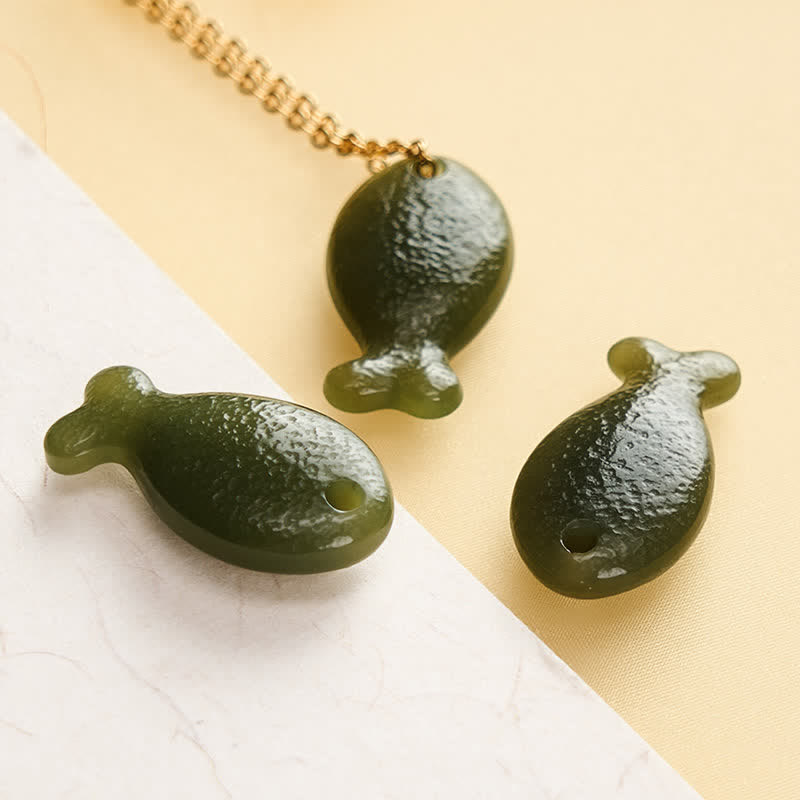 Buddha Stones 翡翠の小魚の幸運をモチーフにした手彫りペンダントネックレス - image 5