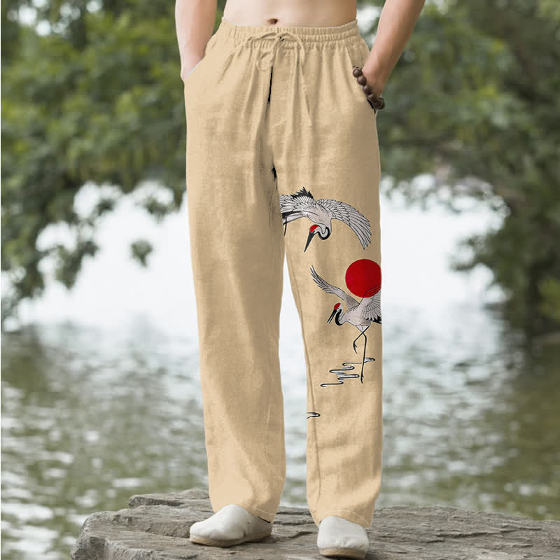 Buddha Stones 綿素材、赤い太陽鶴柄、メンズテーパードパンツ（ポケット付き） - 小麦 - US/UK/AU50、EU60（5XL） - image 4