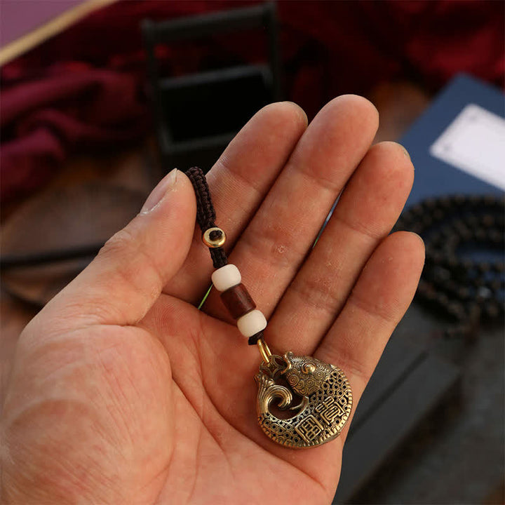 Buddha Stones 真鍮製鯉の成就をモチーフにした編み込みラウンドチャームキーホルダー - image 9