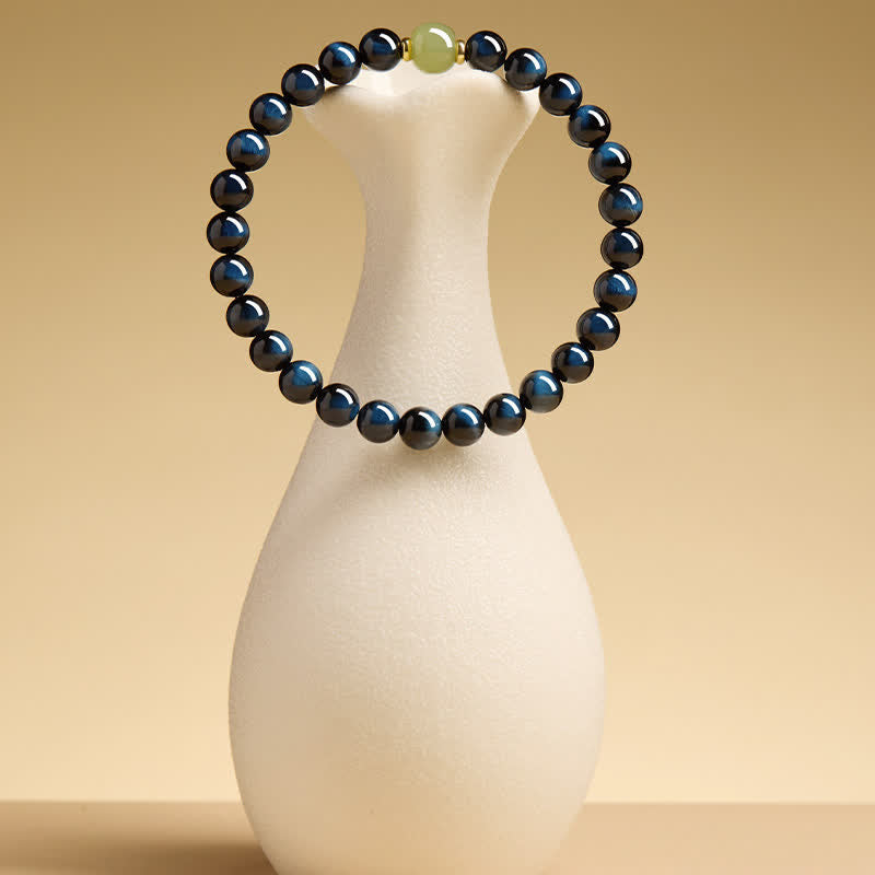 Buddha Stones ブルータイガーアイと和田翡翠の丸玉を使った直感ブレスレット - image 2