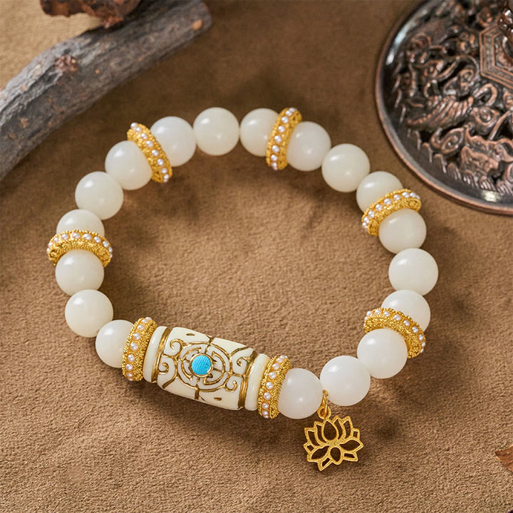 Buddha Stones ホワイト菩提樹の種子樹脂製バレルビーズ蓮のペンダント付きラウンド瞑想ブレスレット - image 2