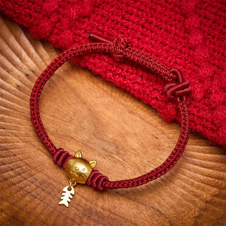 Buddha Stones 銅製のかわいい猫魚モチーフの赤紐のヒーリングブレスレット - image 1