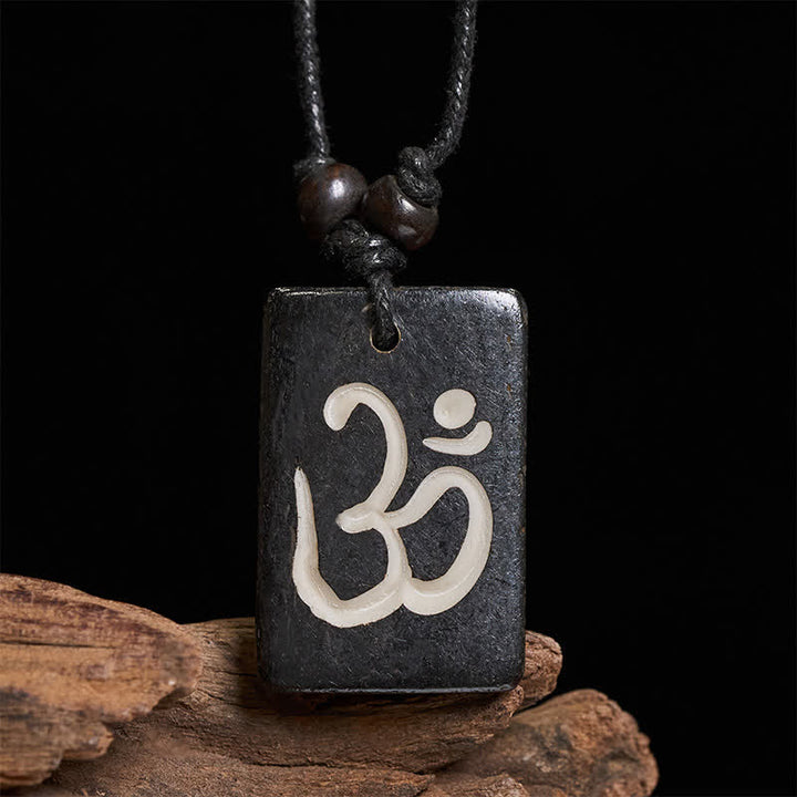 Buddha Stones 手彫りの骨ビーズ OM チベット瞑想ペンダントネックレス - image 3