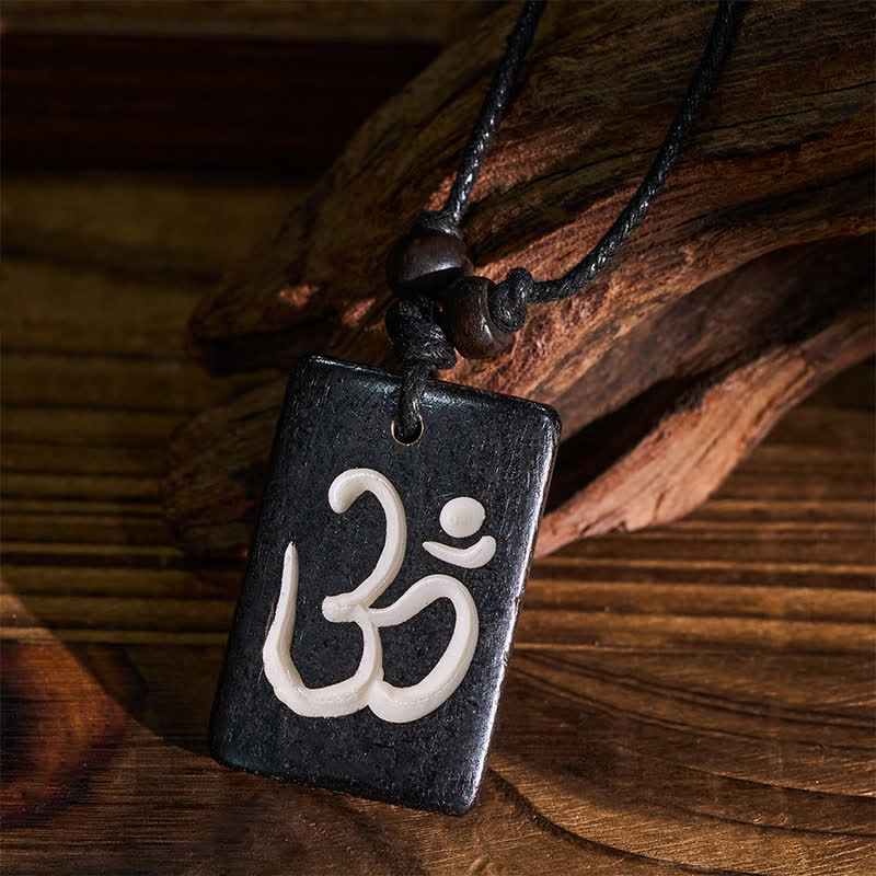 Buddha Stones 手彫りの骨ビーズ OM チベット瞑想ペンダントネックレス - image 4