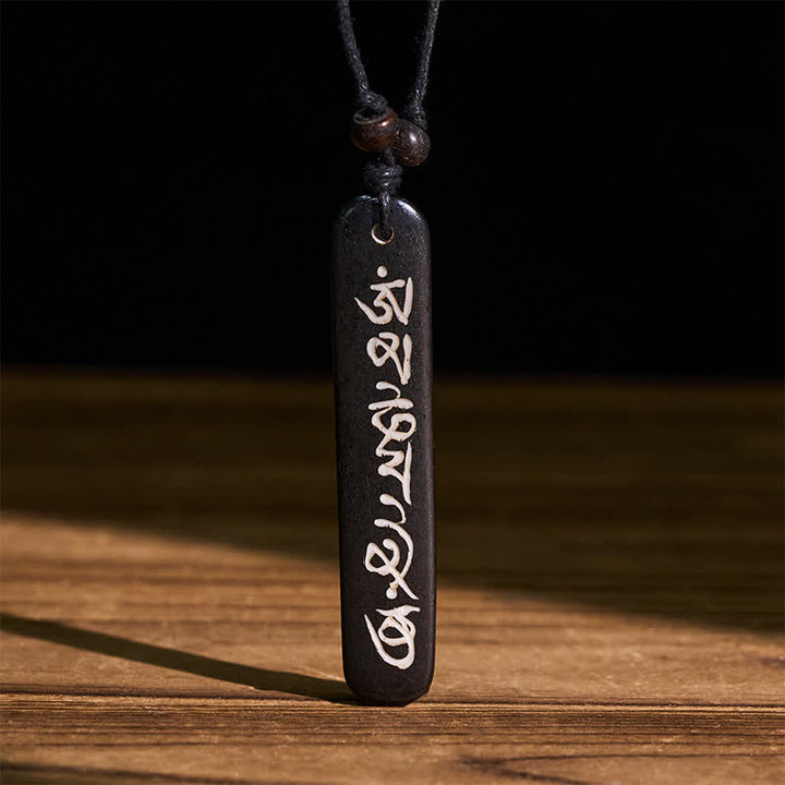 Buddha Stones 手彫りの骨ビーズオーム・マニ・パドメ・フム平和ネックレス - オーム・マニ・パドメ・フム(ラブ♥フォーカス) - image 0