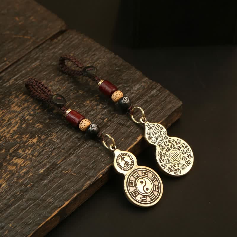 Buddha Stones 真鍮製八卦ひょうたん貔貅五帝銭ペンダント護符キーホルダー - image 0