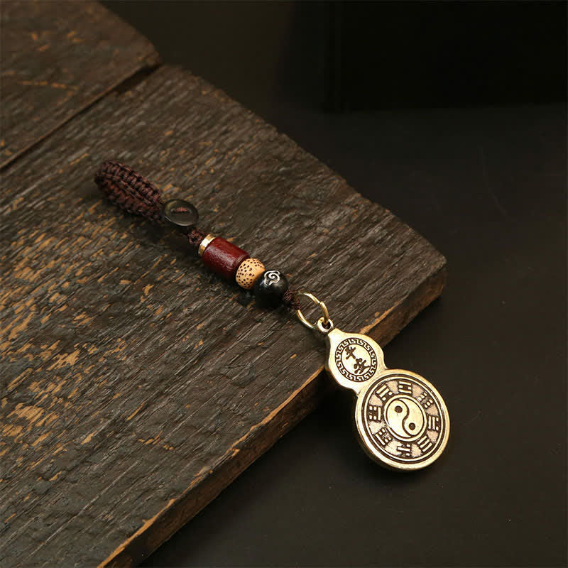 Buddha Stones 真鍮製八卦ひょうたん貔貅五帝銭ペンダント護符キーホルダー - ひょうたん - image 1