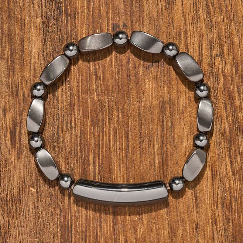 Buddha Stones ヘマタイトのグラウンディング効果のあるミニマリストバービーズブレスレット - image 1