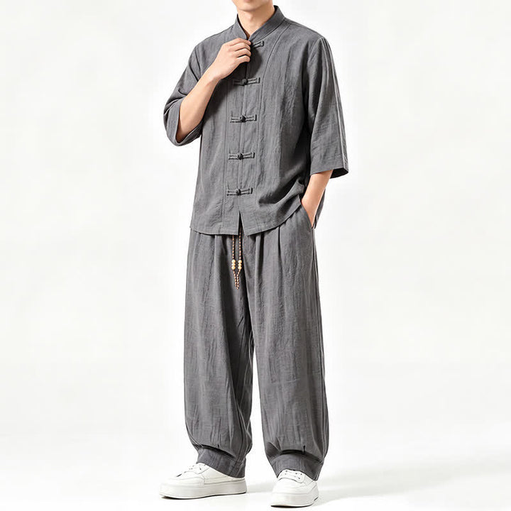 Buddha Stones 春夏唐風瞑想カエルボタン無地七分袖シャツパンツメンズ瞑想服ポケット付き - 薄暗い灰色 - US/UK/AU46、 EU56 (5XL) - image 0