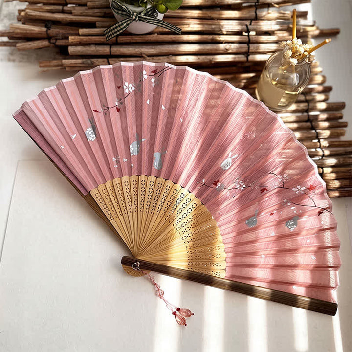 Buddha Stones ヴィンテージ 桜 月 うさぎ 竹製 折りたたみ式 エレガントな扇子 22cm - ピンク - 閉じた状態のサイズ：約22cm / 8.7インチ - image 4