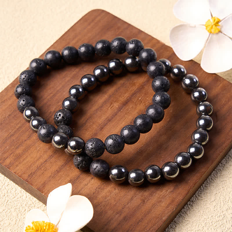 Buddha Stones ヘマタイト溶岩石を使用したグラウンディング効果のあるミニマルなビーズブレスレット - image 1