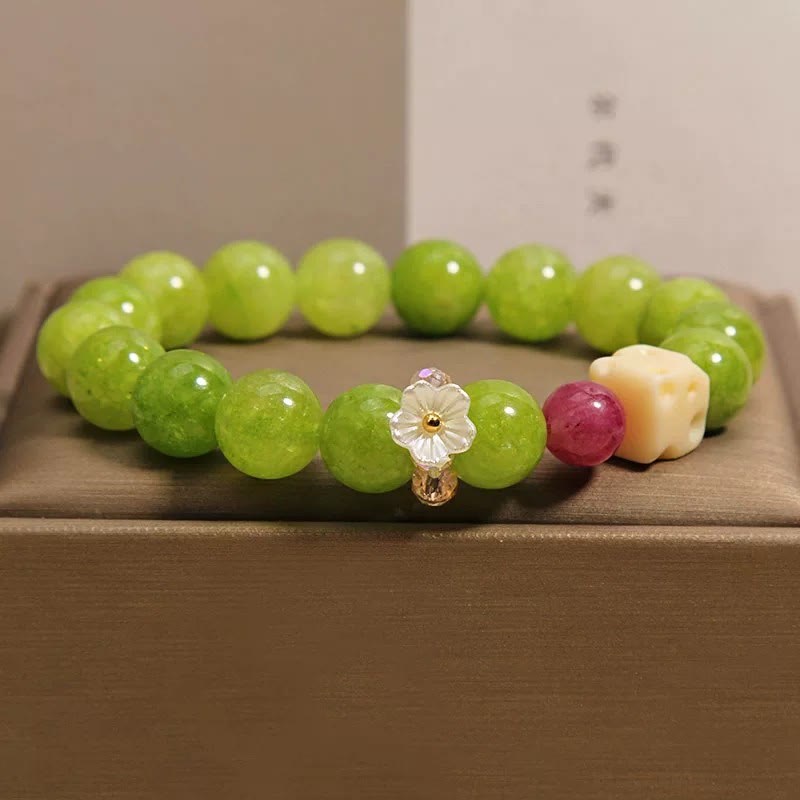 Buddha Stones ペリドットフラワーチャームヒーリングビーズブレスレット - ペリドット（手首周り：16～17cm） - image 0