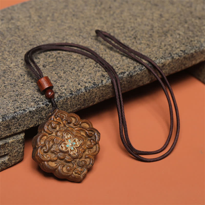 Buddha Stones 唐時代のスオウ彫刻花和模様ネックレス - image 1