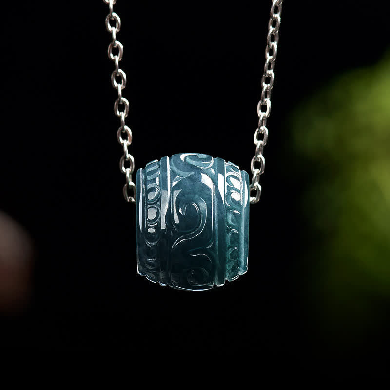 Buddha Stones 翡翠彫刻入りハーモニーバレルペンダント チタン鋼チェーンネックレス - 天然翡翠（色味は個体差があります） - チタン鋼チェーン - image 0