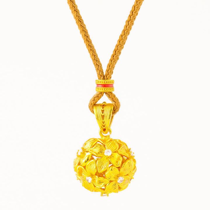 Buddha Stones 金メッキ真鍮製透かし彫りアジサイペンダントネックレス - image 4