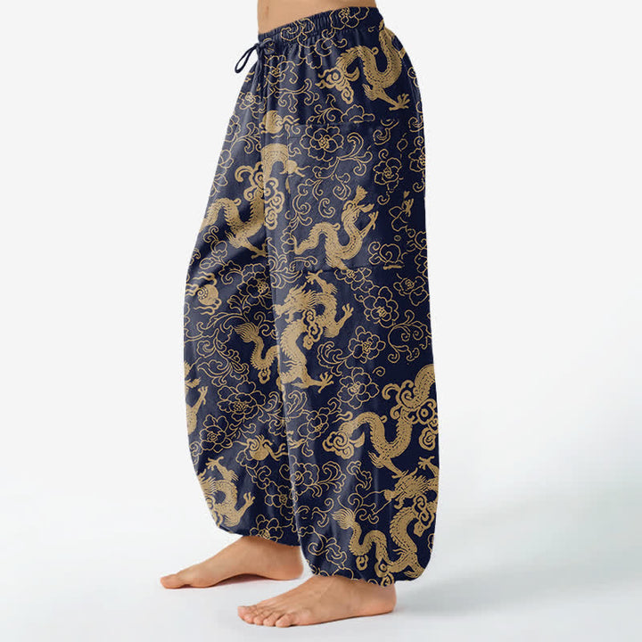 Buddha Stones 綿素材、金色の龍と花柄、レディース用ゴムウエストハーレムパンツ（サイドポケット付き） - image 1
