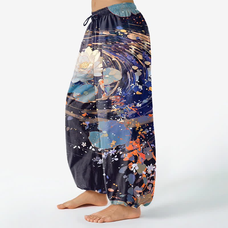 Buddha Stones コットン素材、蓮と鯉の水彩画柄、レディース用ゴムウエストハーレムパンツ（サイドポケット付き） - image 1