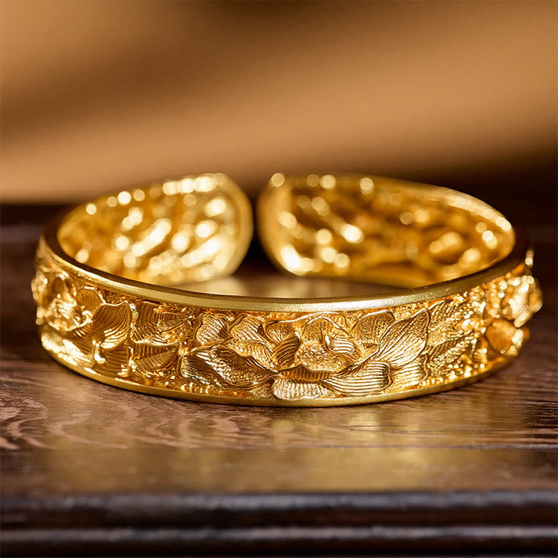 Buddha Stones 金メッキ銅製牡丹彫刻入りオープンカフブレスレット - image 7