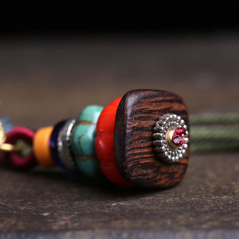 Buddha Stones チベットのマニ石山デザイン、劉莉ビーズのグラウンディングタッセルネックレス - image 4