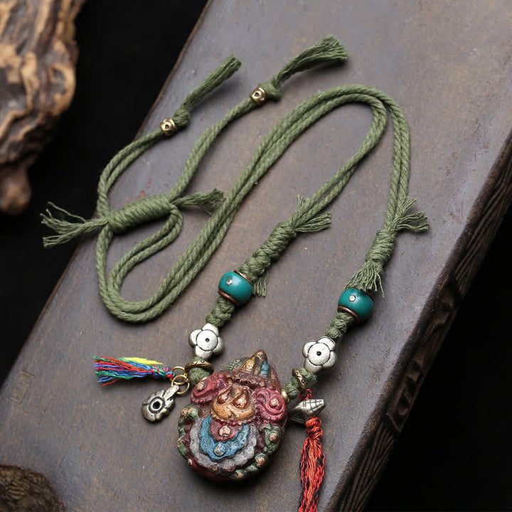 Buddha Stones チベット風彩色ツァツァ彫刻タッセル付きグラウンディングペンダントネックレス - 約48.5×38.0×21.5mm - image 0