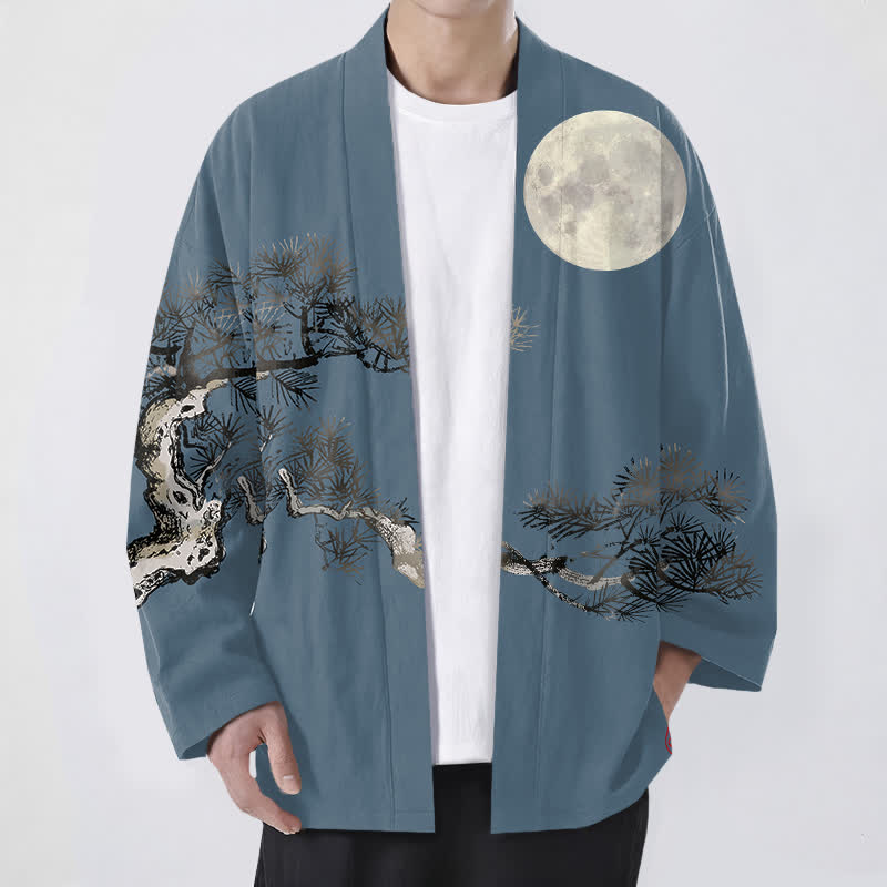 Buddha Stones 綿素材、満月と松の木柄、前開きメンズ着物 - スチールブルー - US/UK/AU48、 EU58 (4XL) - image 0