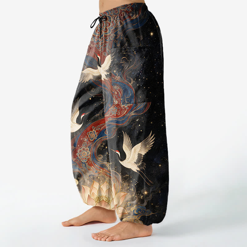 Buddha Stones 綿素材、鶴と蓮の模様入り、レディース用ゴムウエストハーレムパンツ（サイドポケット付き） - image 1