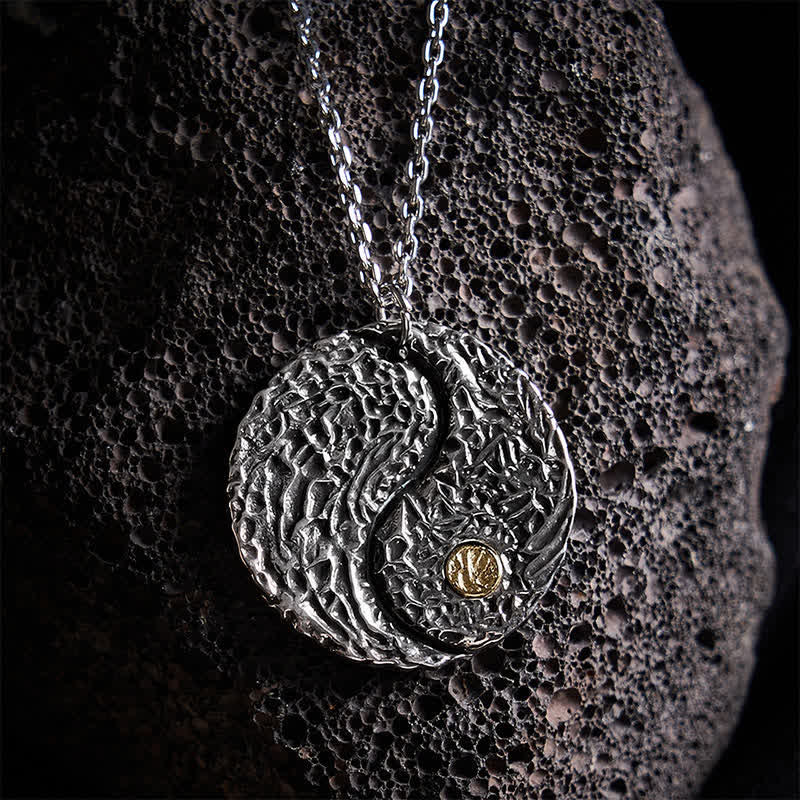 Buddha Stones 銅製の陰陽バランスラウンド彫刻ペンダントネックレス - 陰陽（バランス♥ハーモニー） - image 0