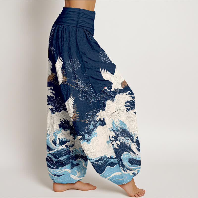 Buddha Stones コットン素材の鶴と雲と波模様のレディース用ゴムウエストハーレムパンツ - image 1