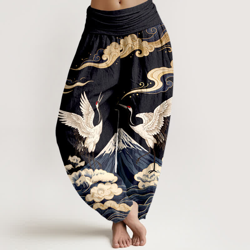 Buddha Stones コットン素材の鶴山雲柄レディースゴムウエストハーレムパンツ - 黒 - US16、 UK/AU20、 EU48 (3XL) - image 0