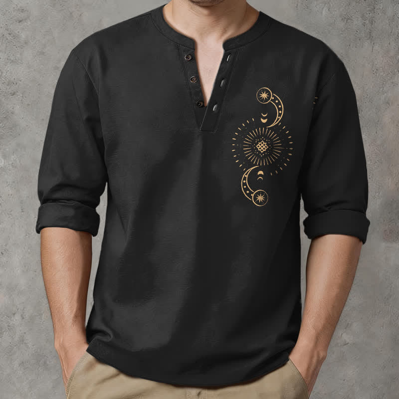 Buddha Stones 綿素材、太陽と月の天体柄、Vネックボタン付きメンズ長袖シャツ - 黒 - US/UK/AU48、 EU58 (4XL) - image 0
