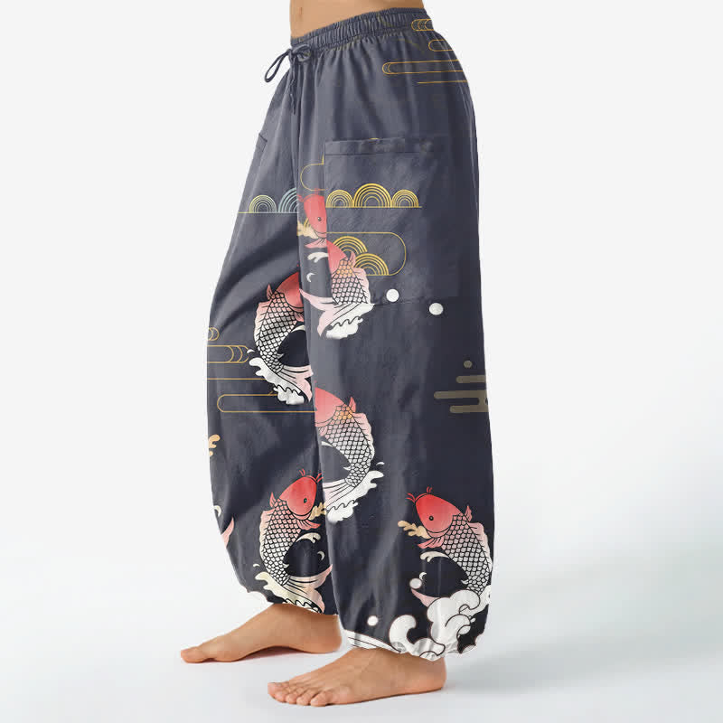 Buddha Stones 綿素材、赤い鯉柄、レディース用ゴムウエストハーレムパンツ（サイドポケット付き） - image 1