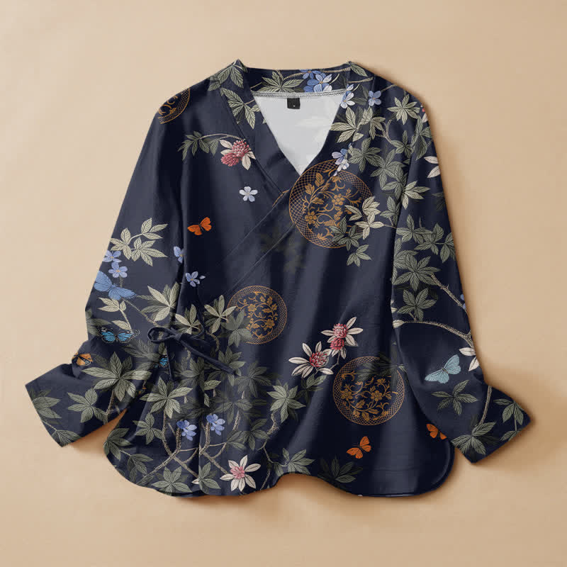 Buddha Stones コットン花柄蝶メダリオンプリント漢服風ラップVネックレースアップレディース長袖シャツ着物 - 海軍 - US16、 UK/AU20、 EU48 (3XL) - image 0