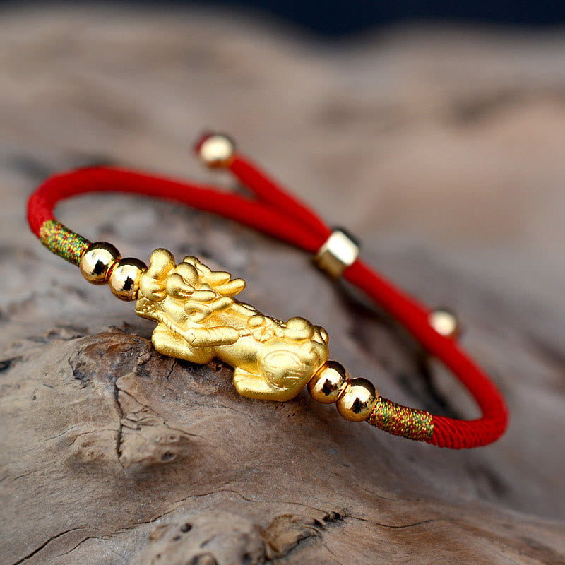 Buddha Stones24K 金メッキ 貔貅 幸運の赤紐ブレスレット - 赤紐（ゴールド）（手首周り12～19cm） - 999スターリングシルバー - image 0