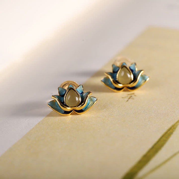 925スターリングシルバー 和田翡翠 蓮の花 成功のイヤリング