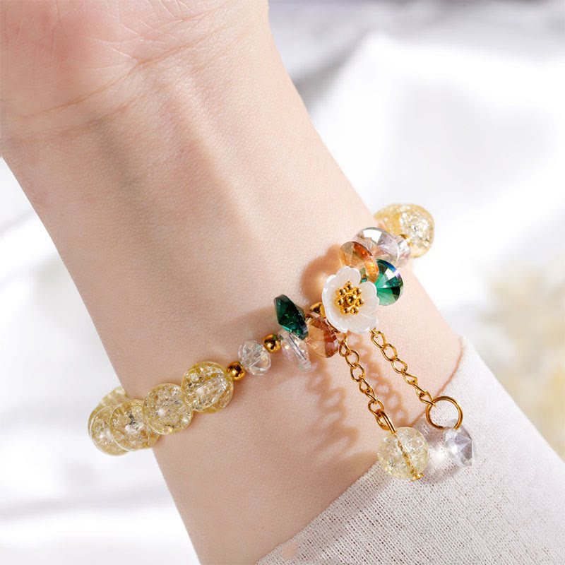 Buddha Stonesのシンプルなデザインの花のチャームガラスビーズブレスレット