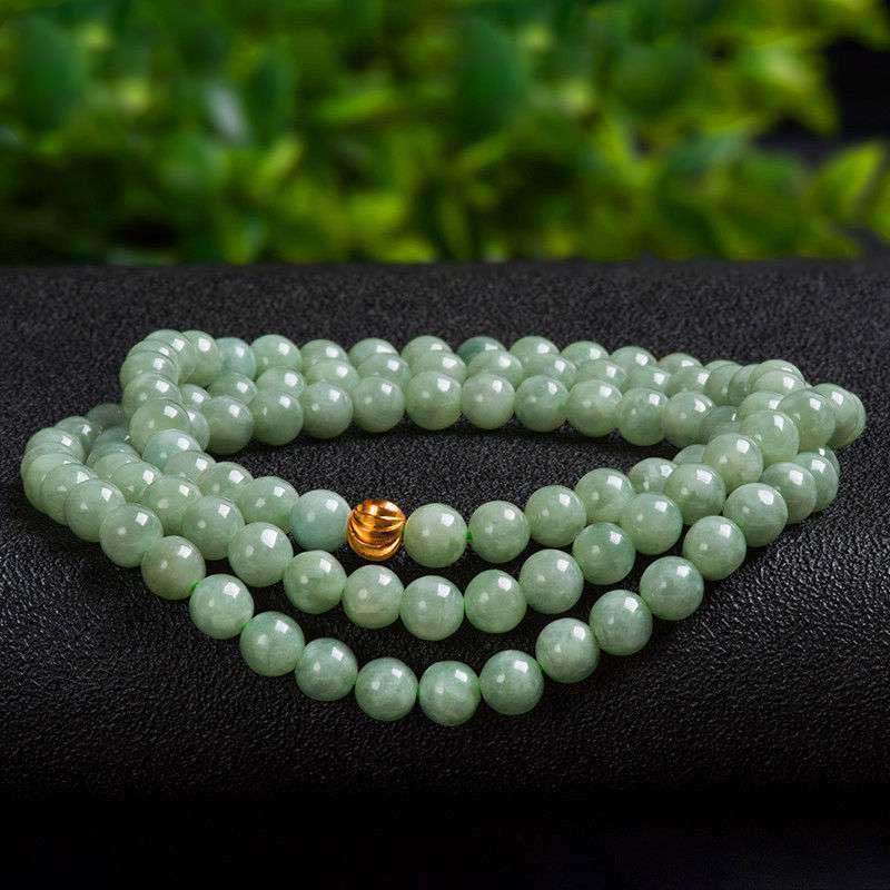 108個のビーズの翡翠の幸運のブレスレットのMala