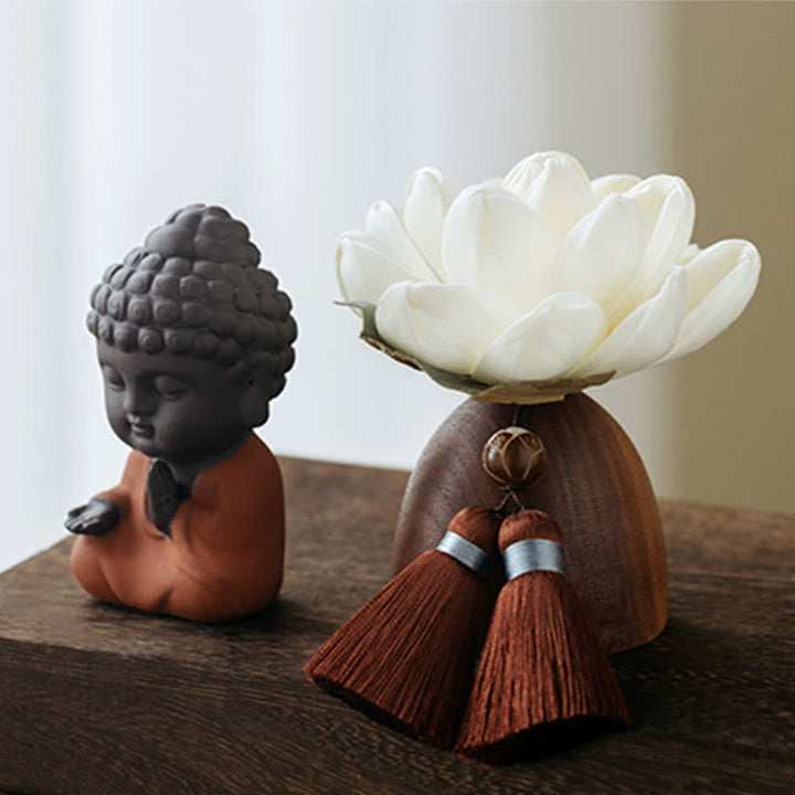 黒桃の木の仏花の癒しの装飾