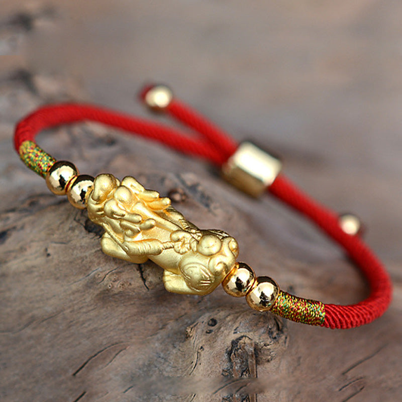 Buddha Stones24K 金メッキ 貔貅 幸運の赤紐ブレスレット