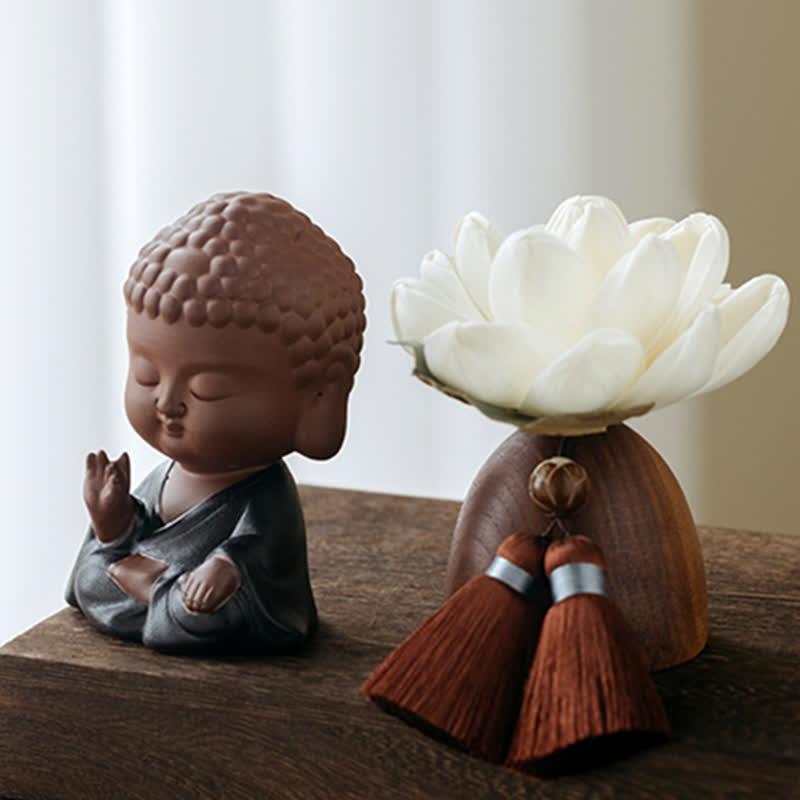 黒桃の木の仏花の癒しの装飾